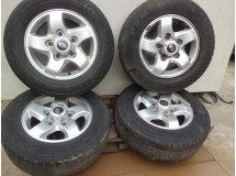 Jantes especiais C/ pneus Kia Sportage 2.0 TD ano 2000